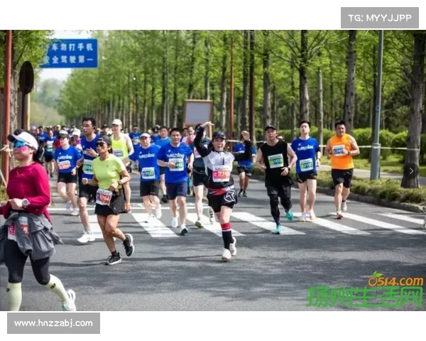 扬州马拉松带动经济效益3.69亿元 打破跑者服务天花板实现跨界突破 扬州马拉松带动经济效益3.69亿元 打破跑者服务天花板实现跨界突破